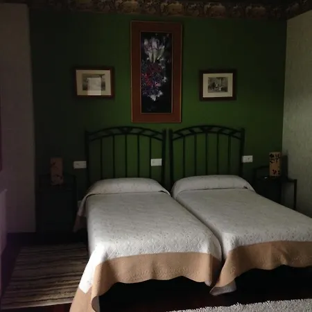 Hotel Joshe Mari *